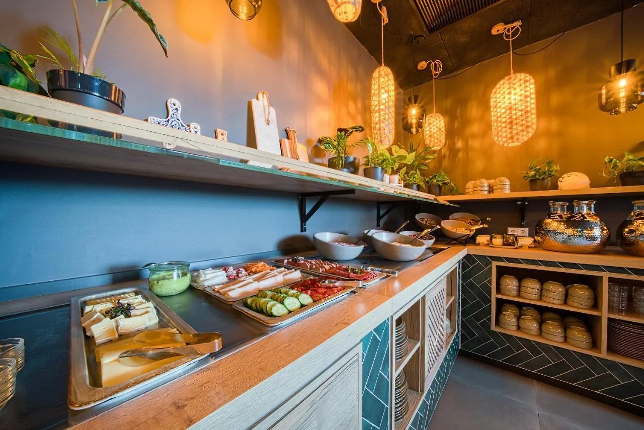 NinetyNine Amsterdam Airport Hotel Hoofddorp